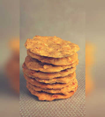 Try Thattai A Crispy Kerala Snack To Pair With Chai