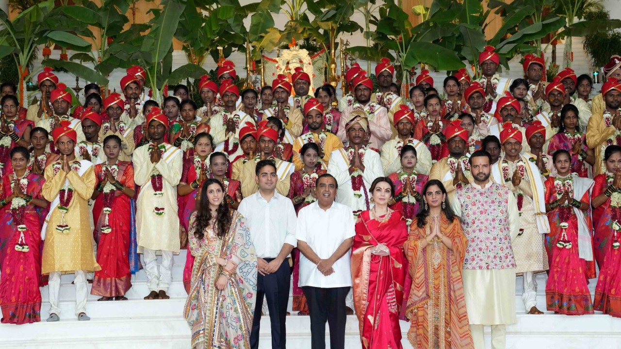 Mukesh and Nita Ambani Attend Mass Wedding