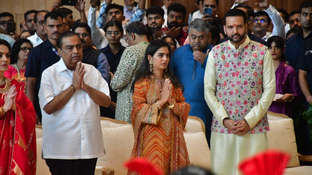 Isha Ambani's exquisite kurta set