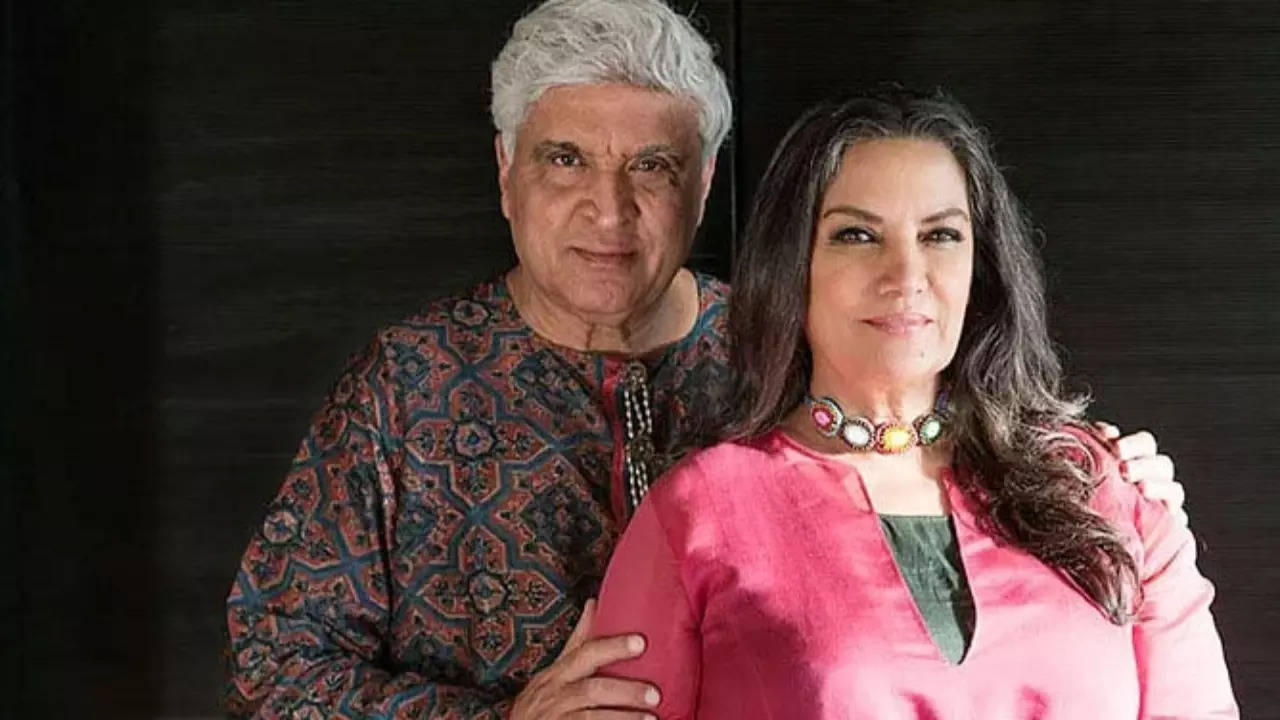 Shabana Azmi Talks About Dealing With Javed Akhtar's Alcoholism: He Was Stinking Of Liquor