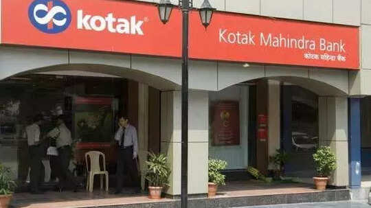 Kotak Hits Back After Hindenburg Drags Billionaire Uday Kotak Founded Bank in Adani Row