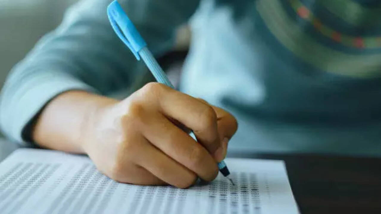 bpsc head teacher, head master exam 2024 question papers released on bpsc.bih.nic.in