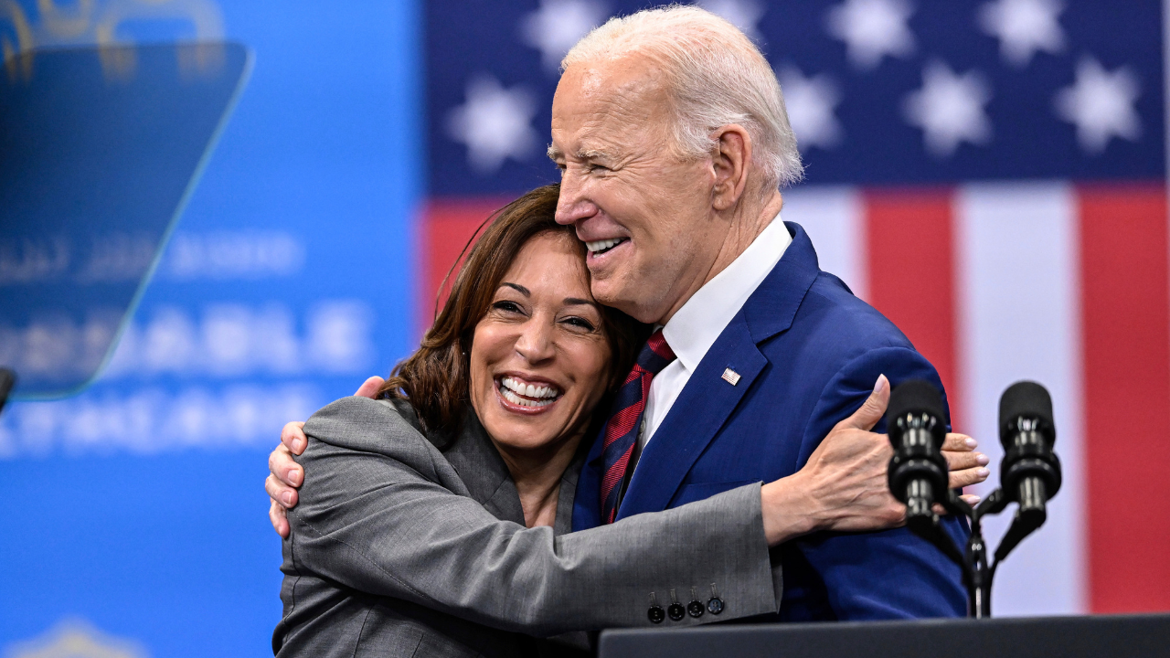 Biden Harris - AP