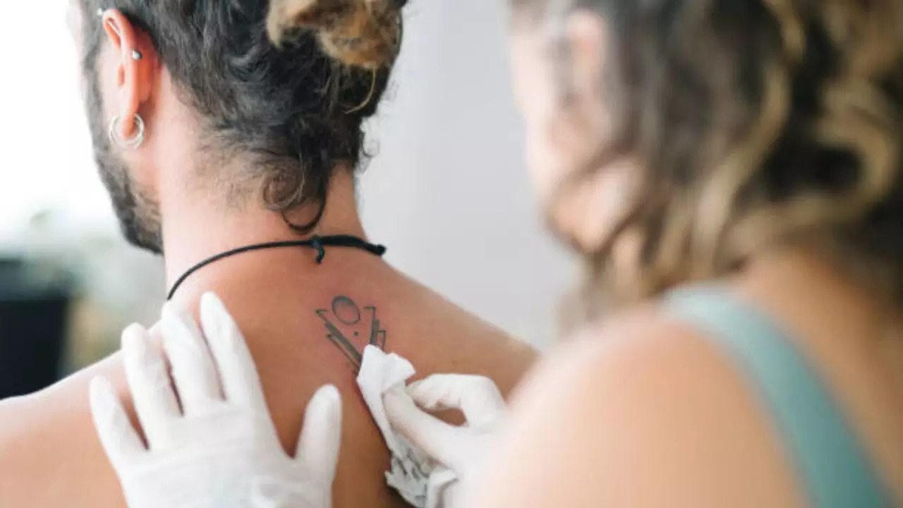 FDA finds bacteria in tattoo ink products
