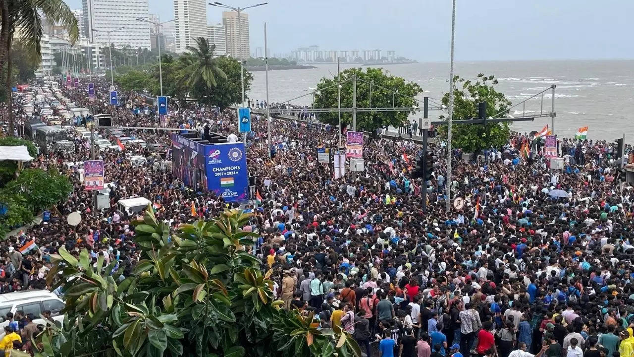 Team India Parade Victory Updates