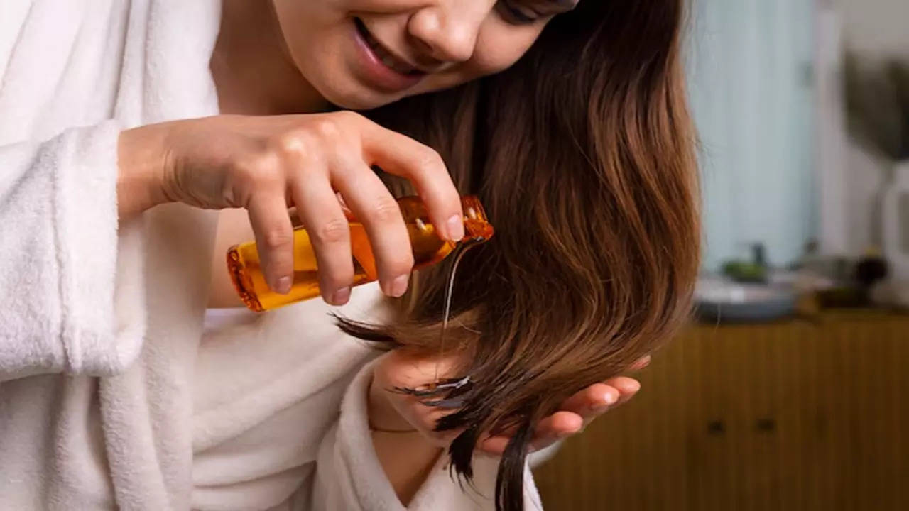 Monsoon Hair Care Tips (Photo: Freepik)