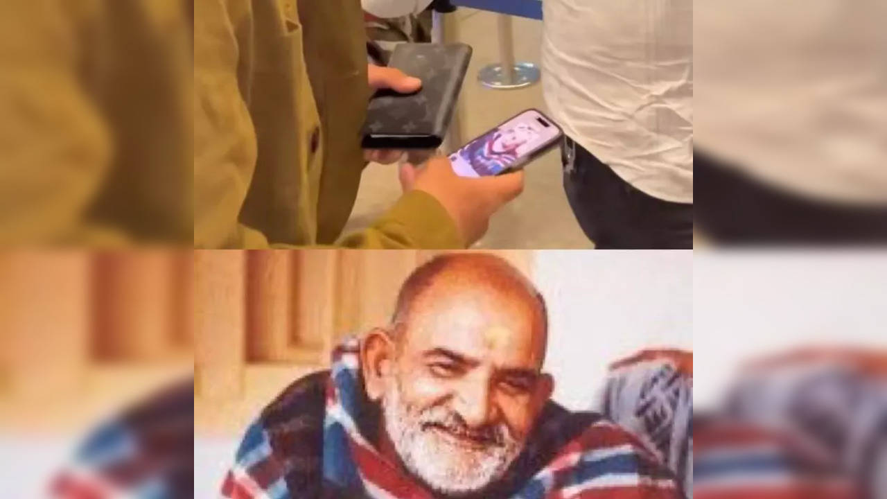 X user Mufaddal Vohra wrote, “Virat Kohli has wallpaper of Neem Karoli Baba on his phone.”