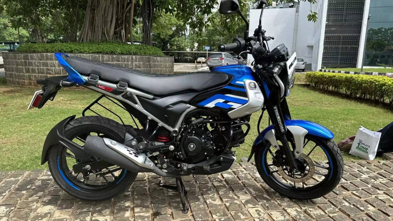 worlds first cng bike freedom 125 launched in india information about price features mileage