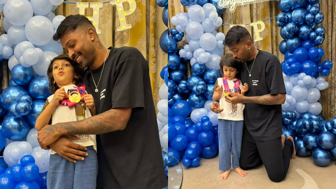 Hardik Pandya with his son Agastya