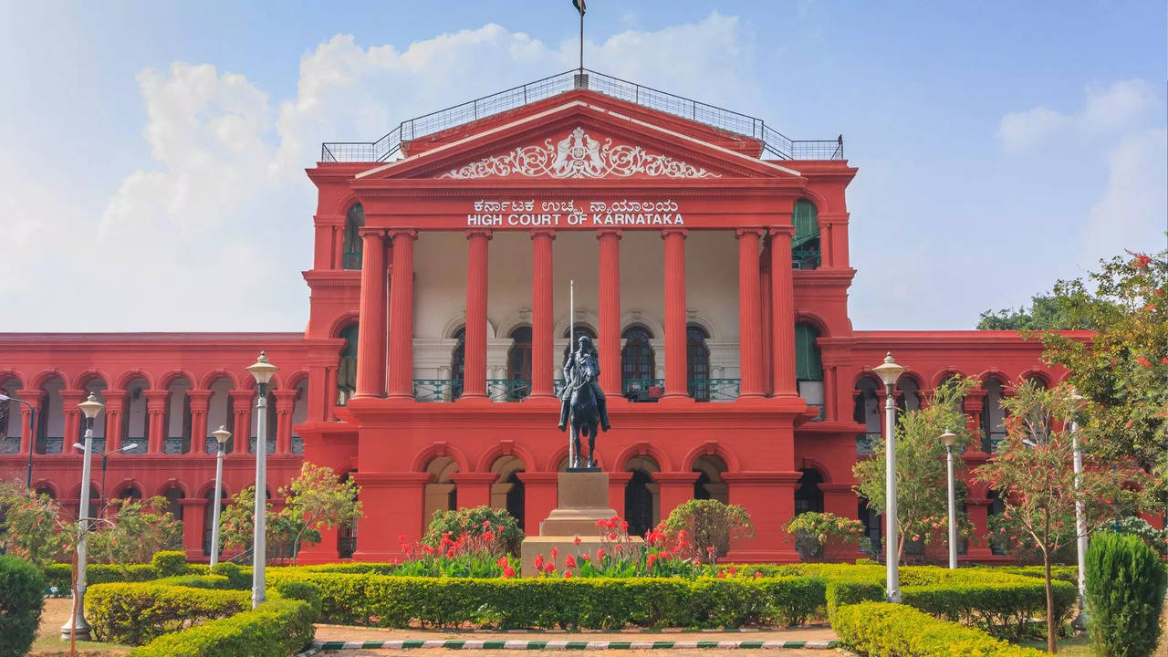 karnataka high court says it can't tell govt to use only kannada - discard english- dismisses pil