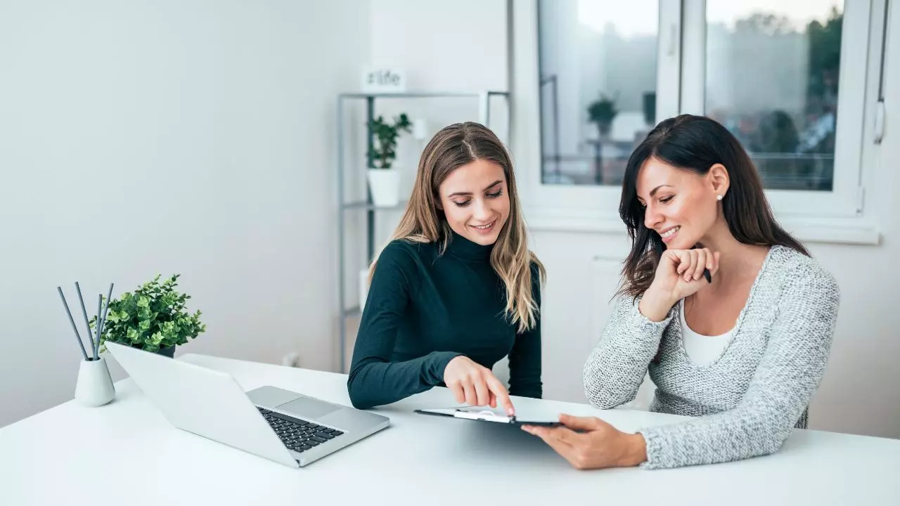 From Gossiping Together To Giving Honest Feedback To Each Other, Perks Of Having A Work Bestie