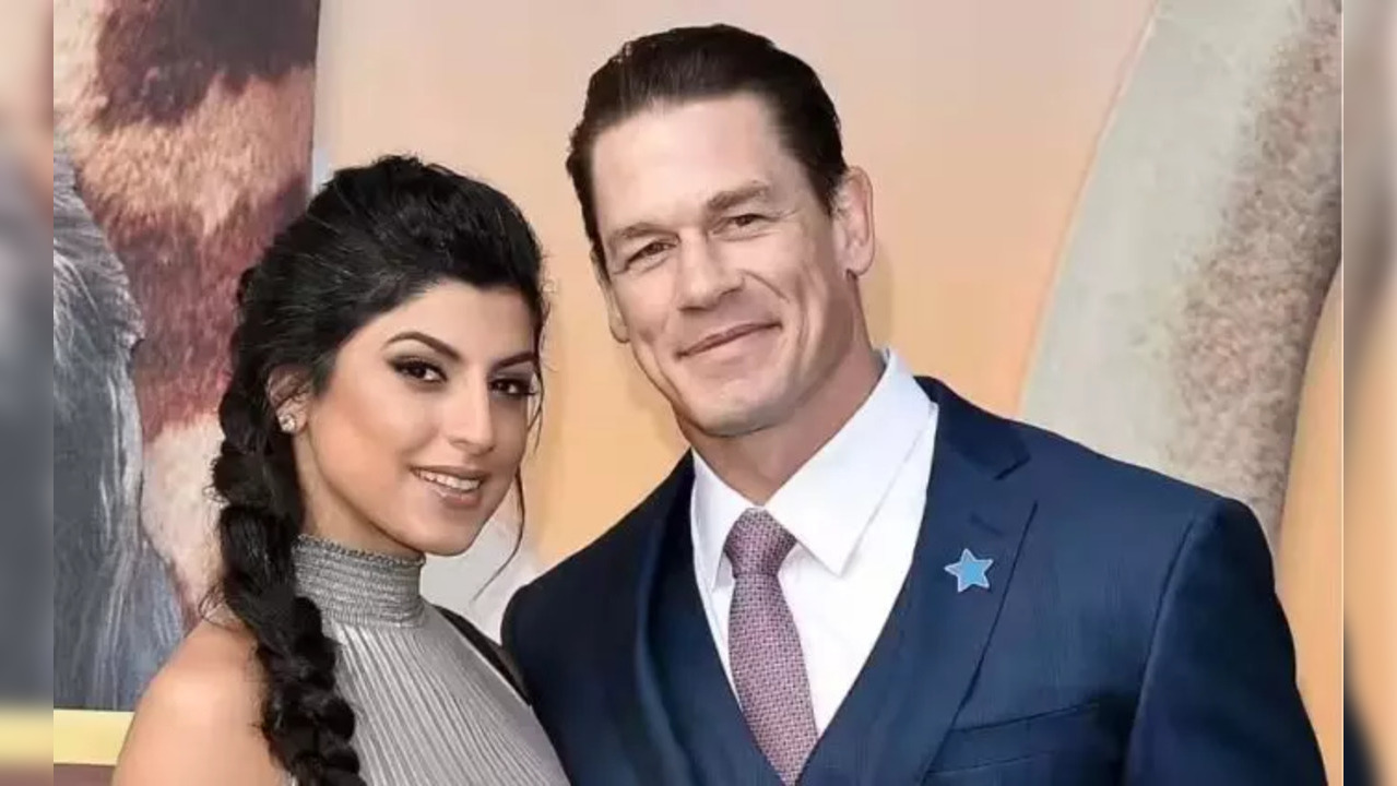 Cena And His Wife