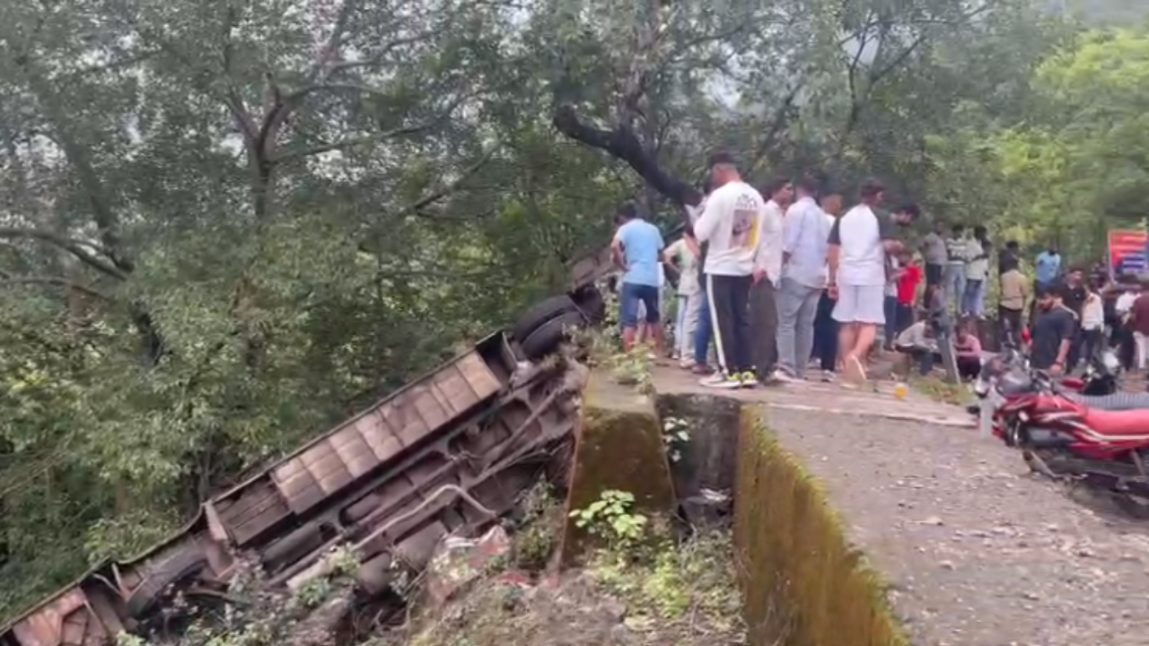 gujarat bus accident