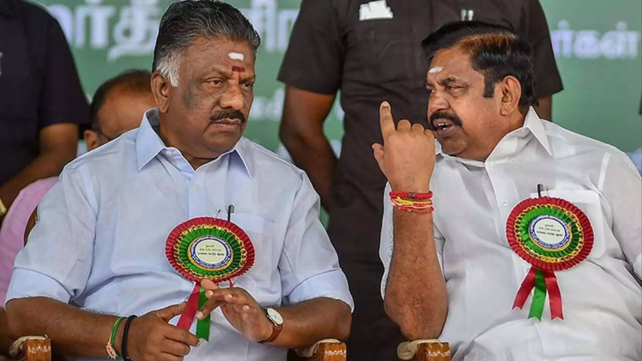  2026-ல் அதிமுக ஆட்சி: ‘துரோகி’ இபிஎஸ் தலைமை மாற்றப்பட வேண்டும் - ஓ.பன்னீர் செல்வம் பரபர அறிக்கை..! 