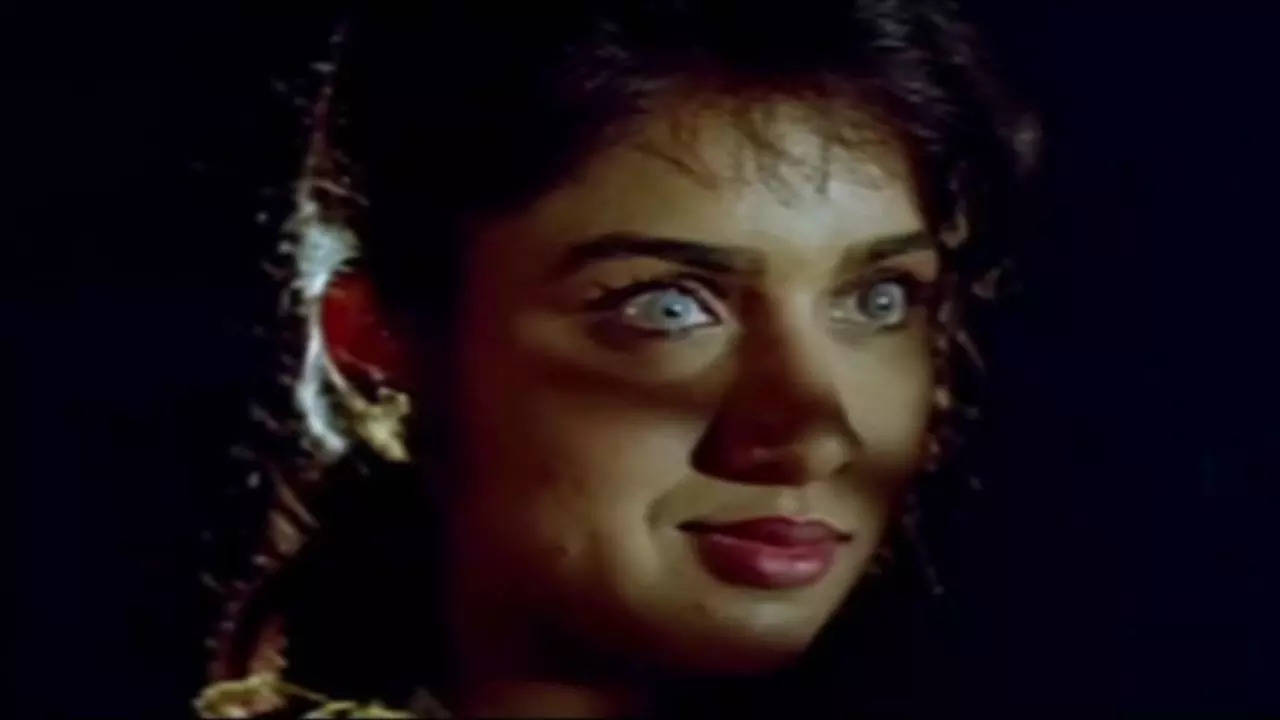 Revathi Birthday: How Actress Gave Bollywood One Of Its Finest Horror Heroines In Ram Gopal Varma's Raat