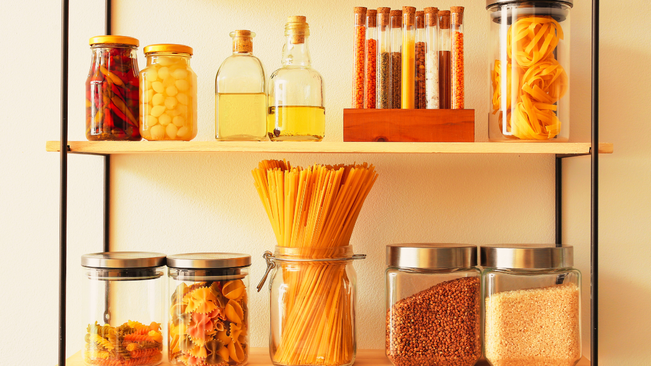 Ways To Organise Your Kitchen Shelves