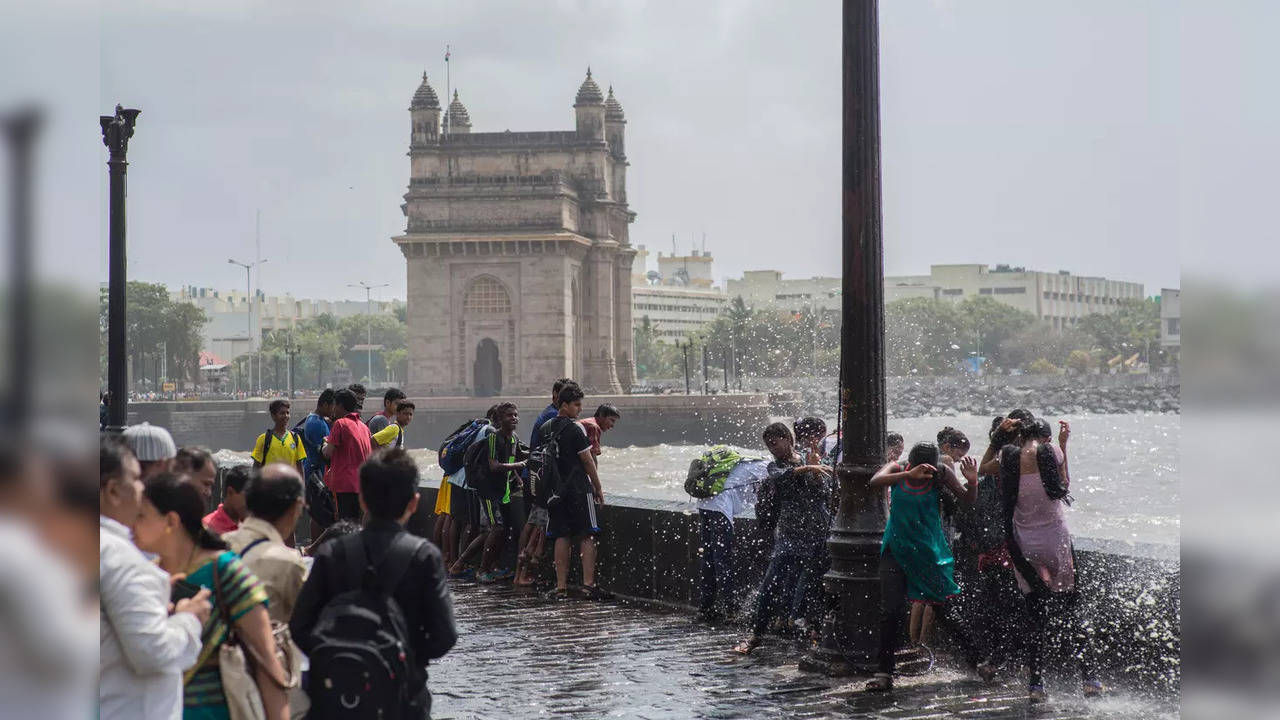 School Holiday Today in Mumbai, Thane and THESE Districts