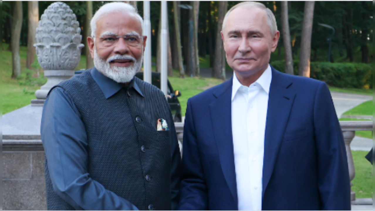 PM Modi meets President Putin in Moscow