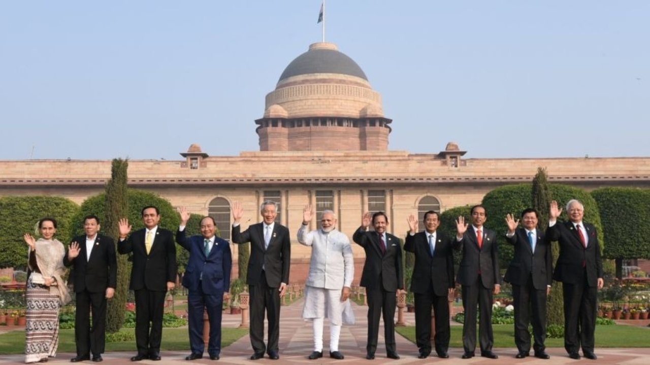 PM Modi ASEAN