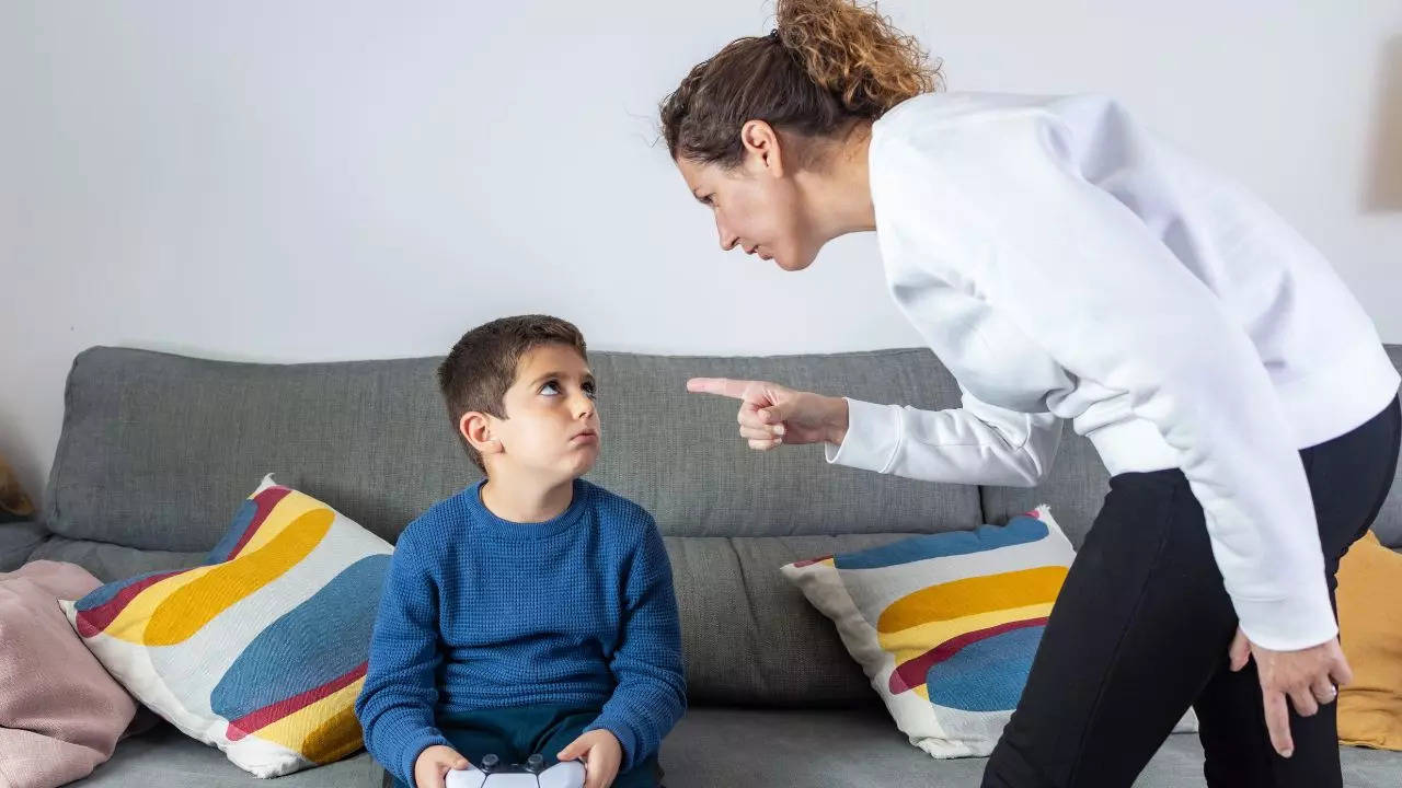 Are You A Controlling Parent? Here's How It Can Affect Your Child