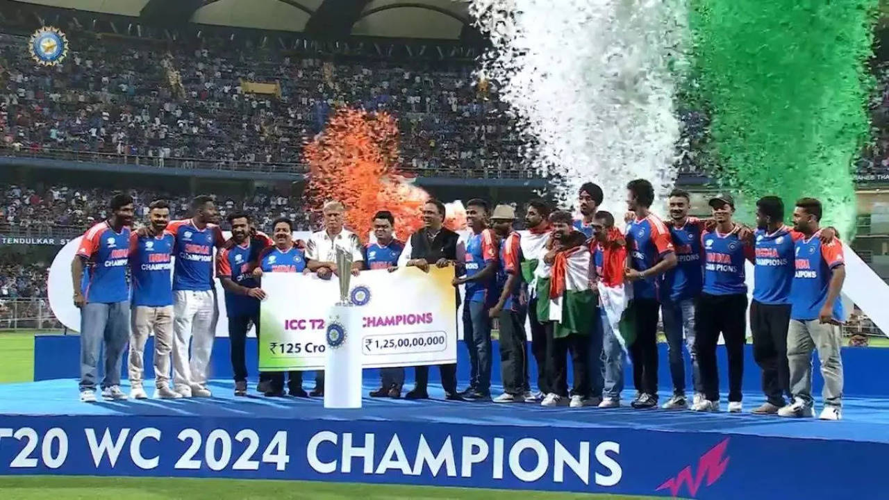 Team India 125 Crore Prize Distribution