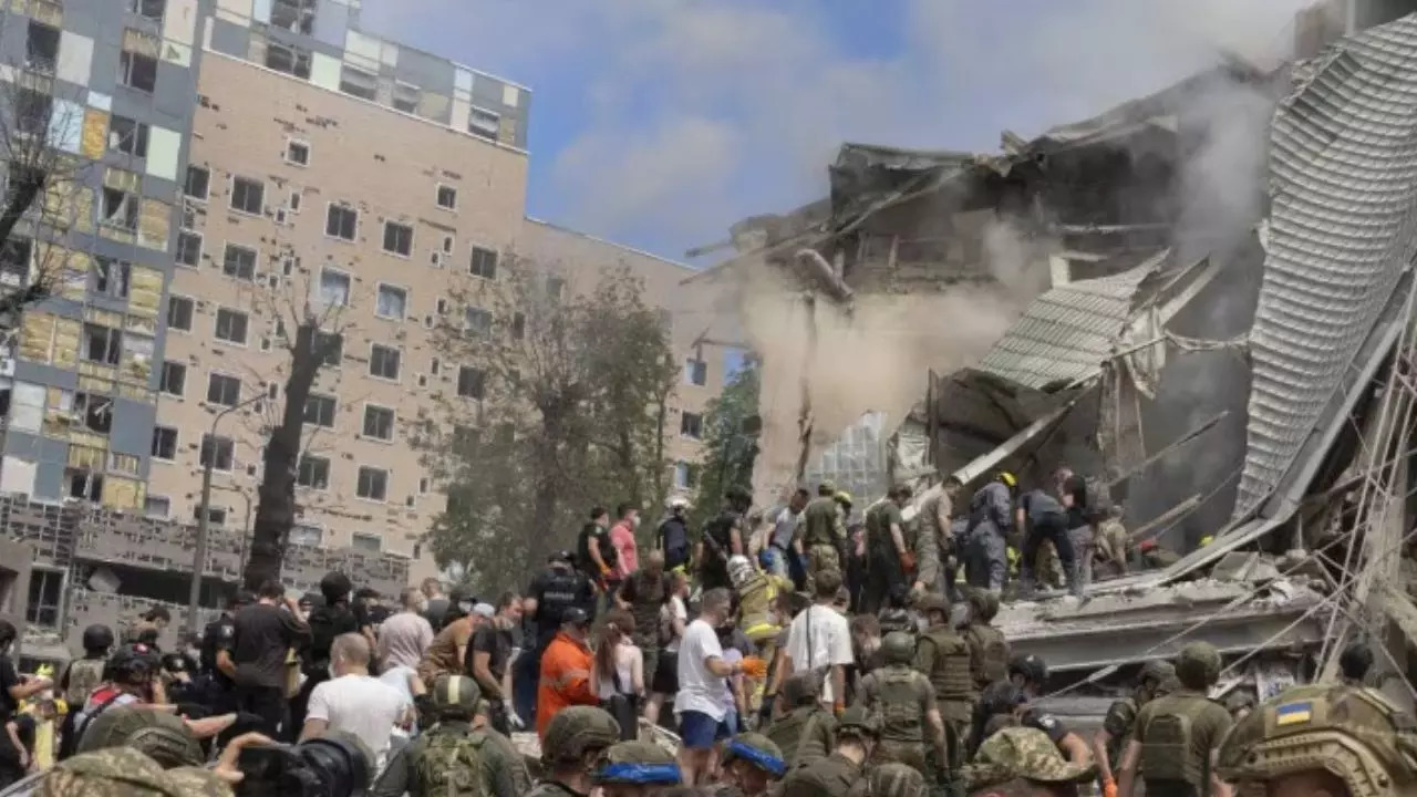 missiles on children hospital Kiev