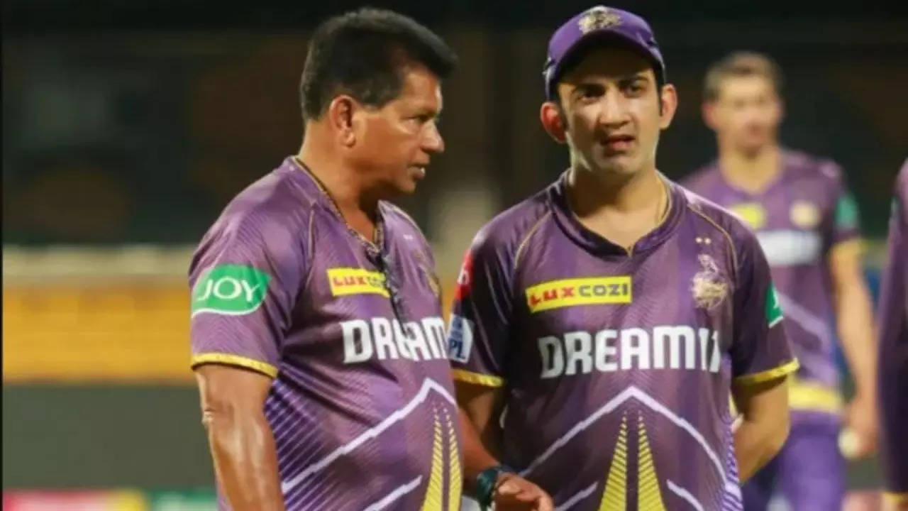 Gautam Gambhir, Chandrakant Pandit