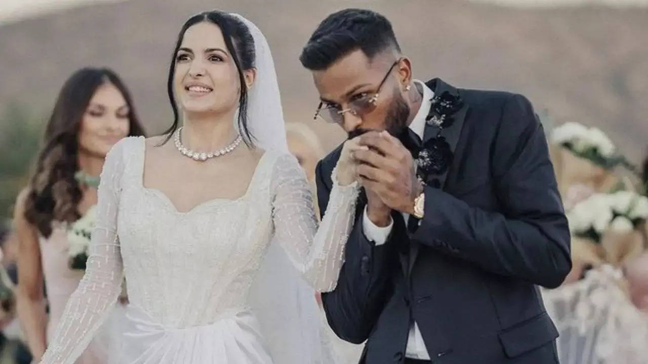 Natasa Stankovic Urges Netizens To Be 'Less Judgemental, Have More Empathy' Amid Divorce Rumours Woth Hardik Pandya