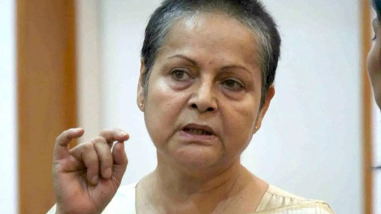 'Marrey Mere Dushman,' Raakhee Gulzar Quashes Death Rumours | EXCLUSIVE