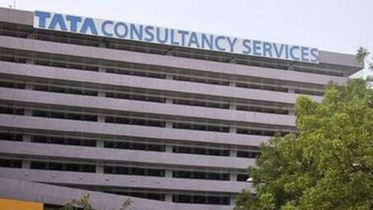 TCS Share Price Climb Nearly 7 pc Intraday After Strong Q1 Earnings announcement; Mega Jump in Valuation