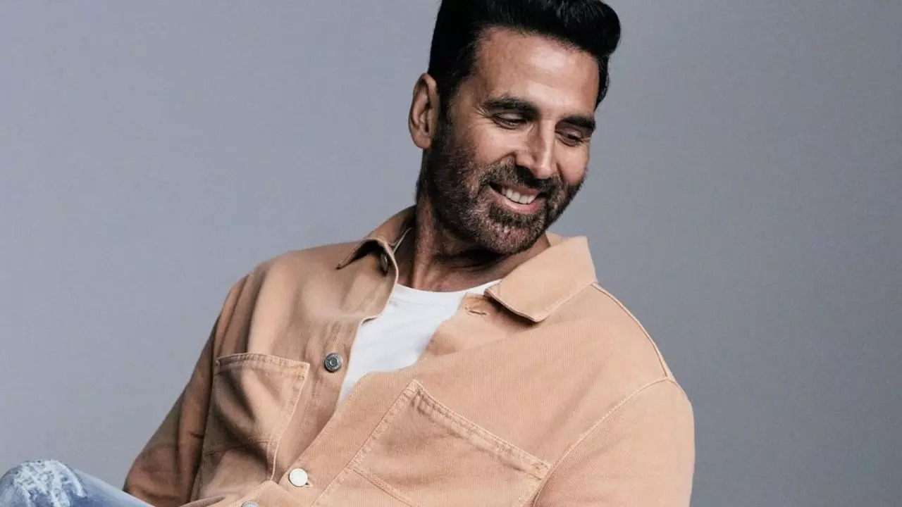 Akshay Kumar Tests COVID Positive: Signs And Symptoms To Watch out For