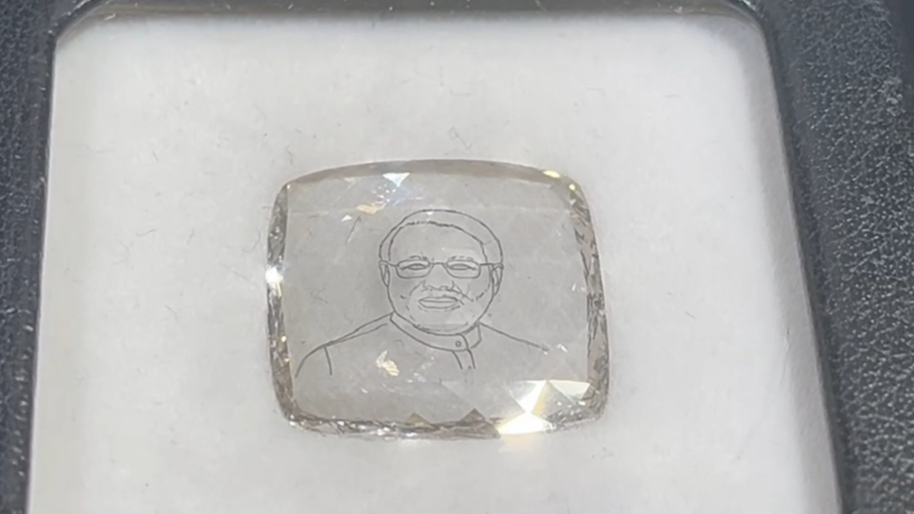 VIDEO: Surat's Sparkling Tribute, 8-Carat 'Modi Diamond' Unveiled With PM's Image