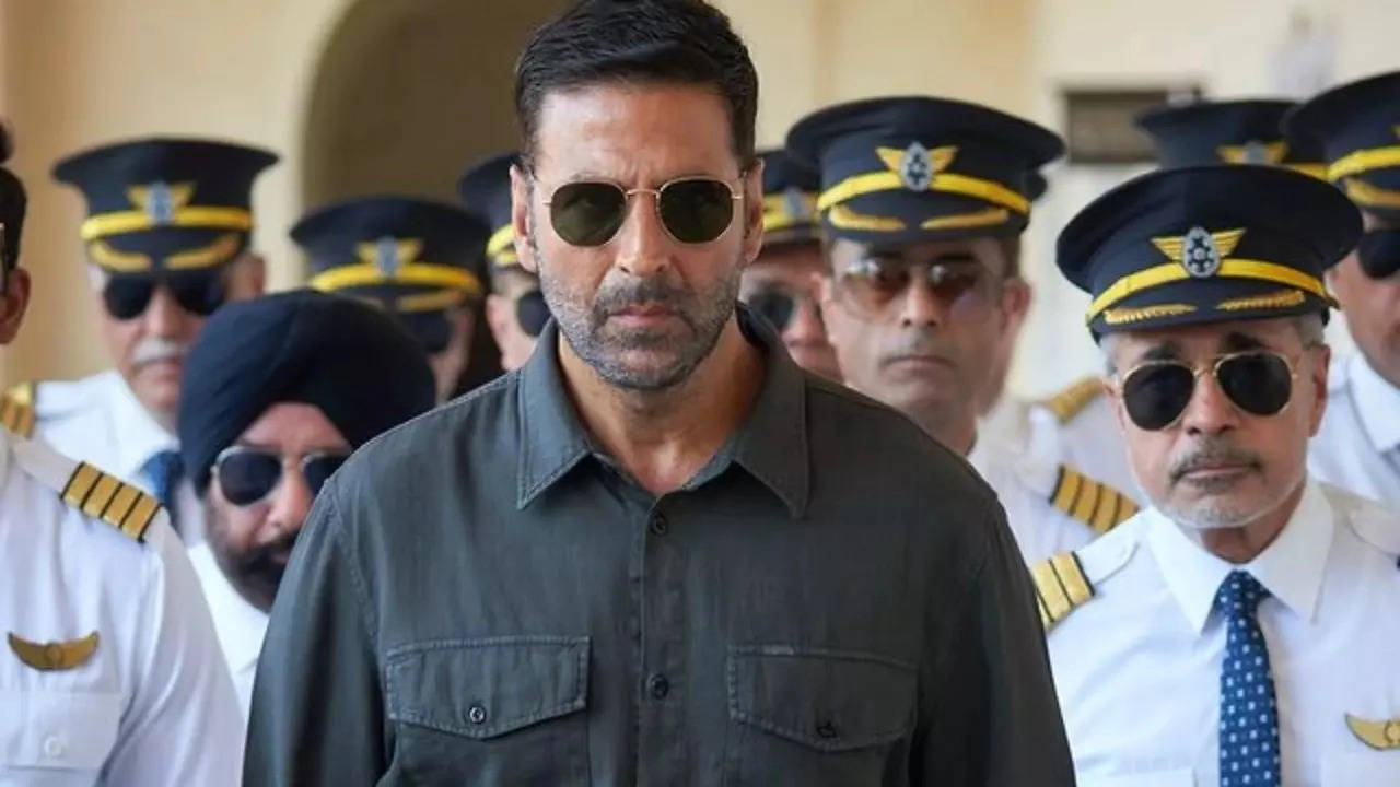 Sarfira: Akshay Kumar Is Every Bit As Effective As Suriya In The Original