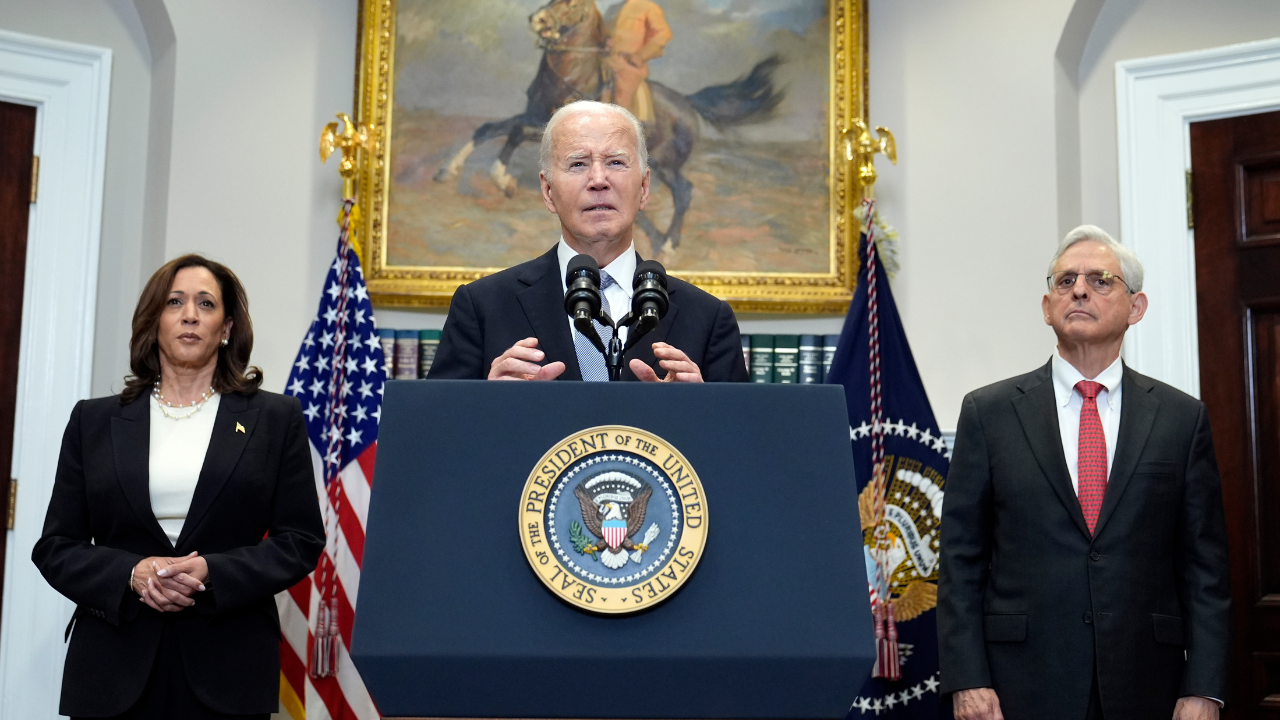 Biden Oval Office - AP