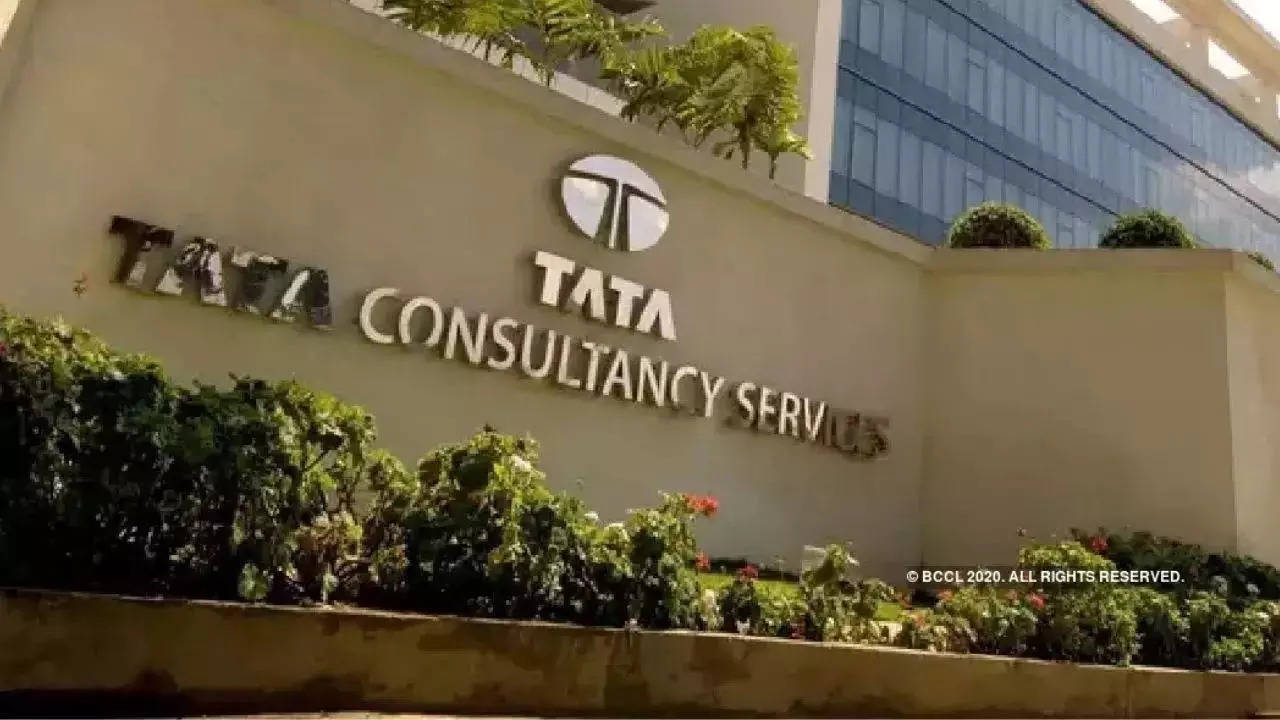 Job Alert TCS to recruit 40000 freshers