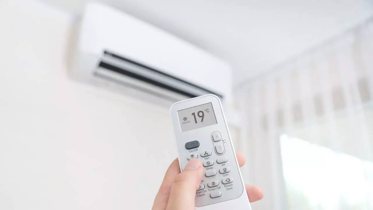 AC In Monsoon which mode of Ac need to run during monsoon