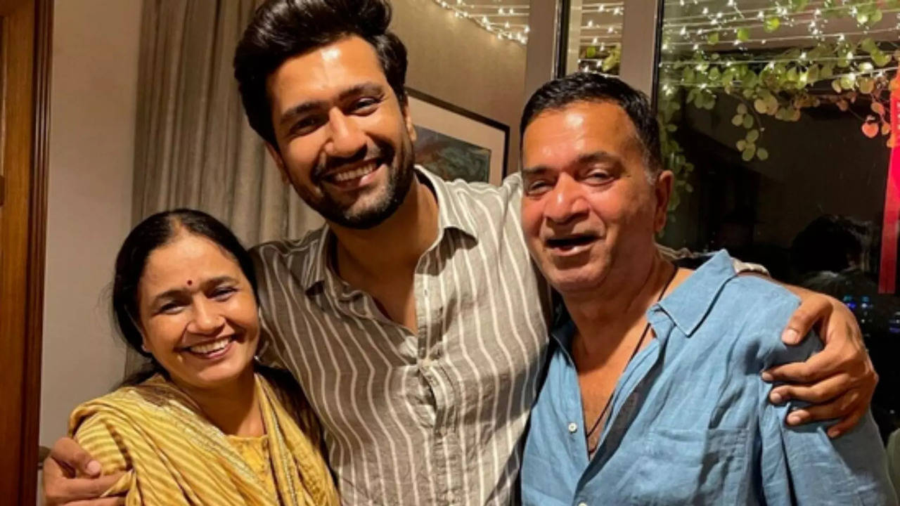 Vicky Kaushal with his parents