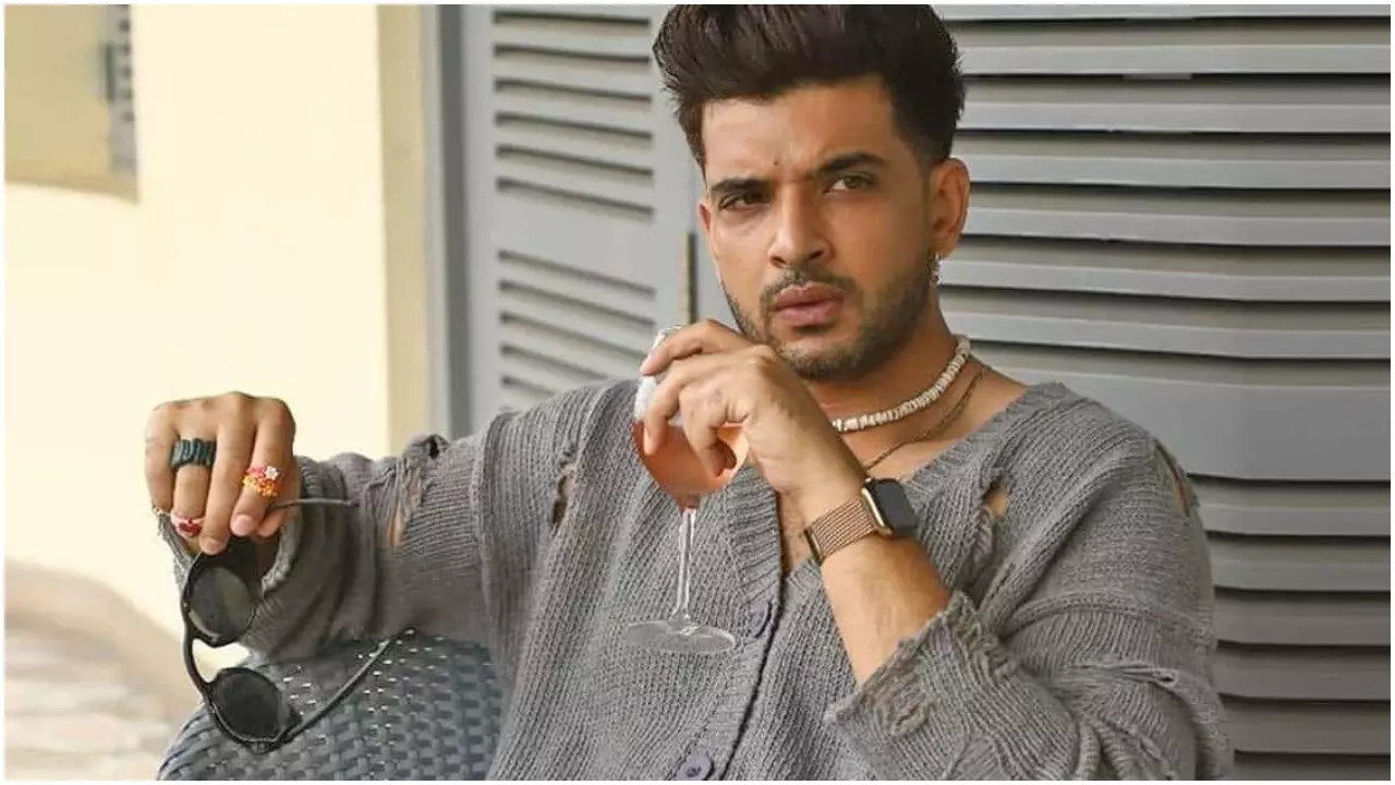 Karan Kundra expresses concern about unemployment in India