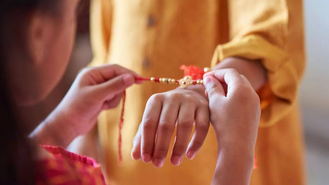 Raksha Bandhan 2024 date and time shubh muhurat bhadra kaal time