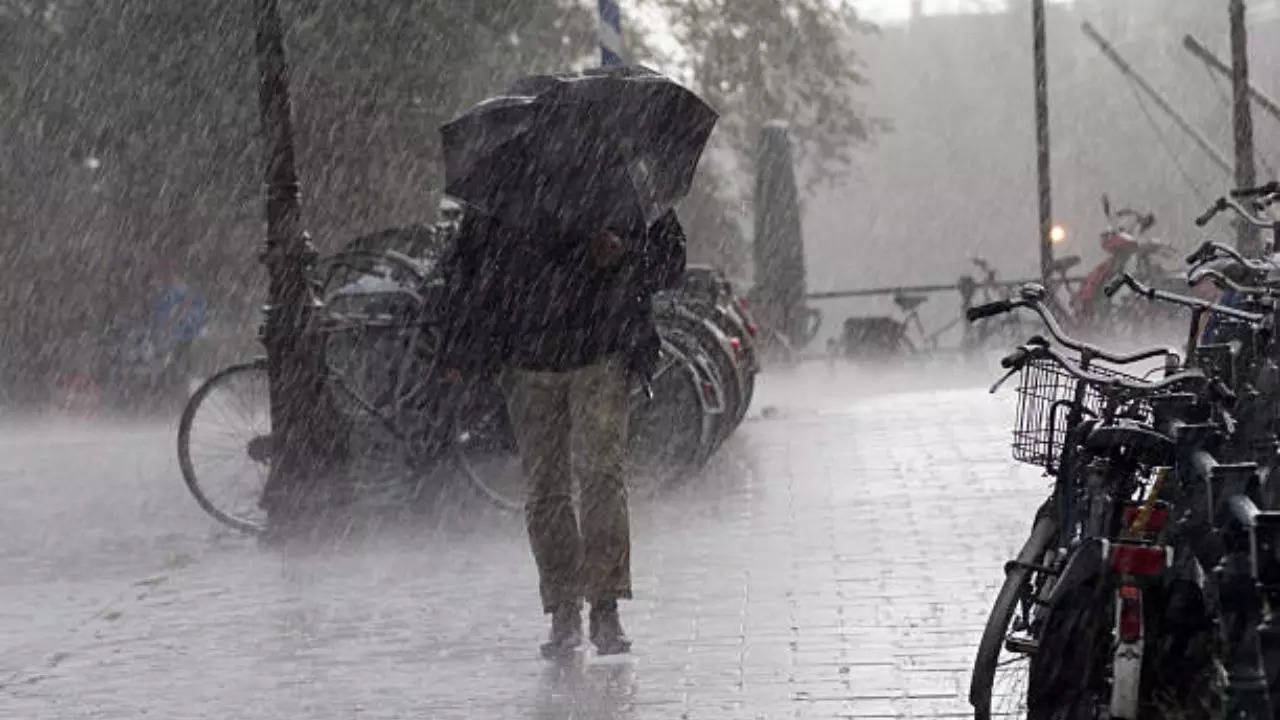 Representative Image: IMD Predicts Moderate Rainfall In Mumbai