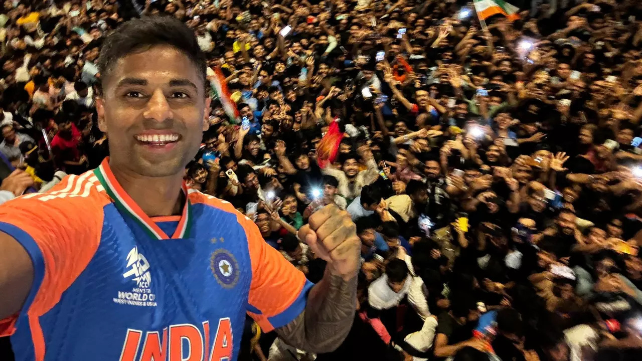 Suryakumar Yadav during the victory parade