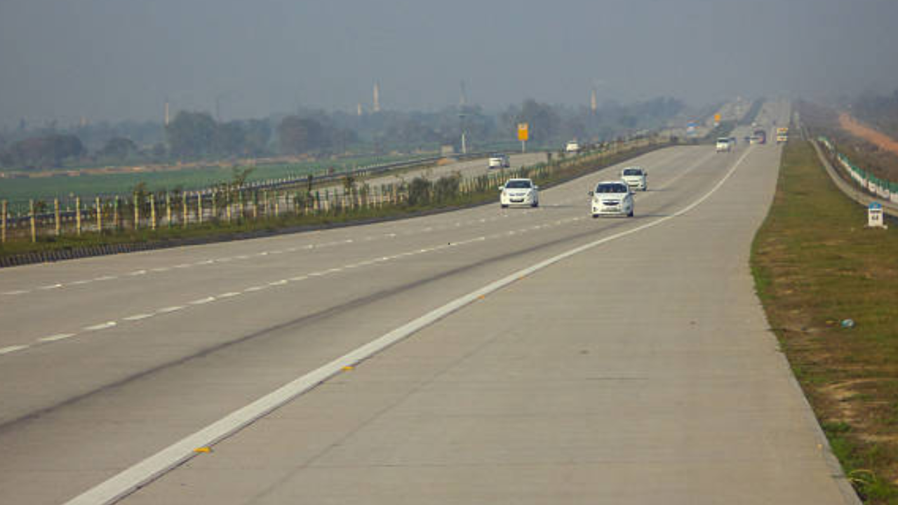 Navi Mumbai NH-3 via Kalyan-Badlapur Access-Controlled Route (Representational Image)