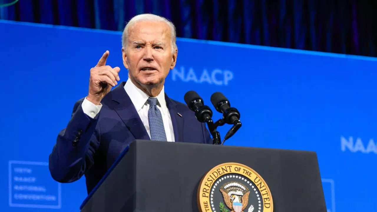 Joe Biden Steps Out Of Presidential Race: What Professionals At Top Positions Can Learn From This?