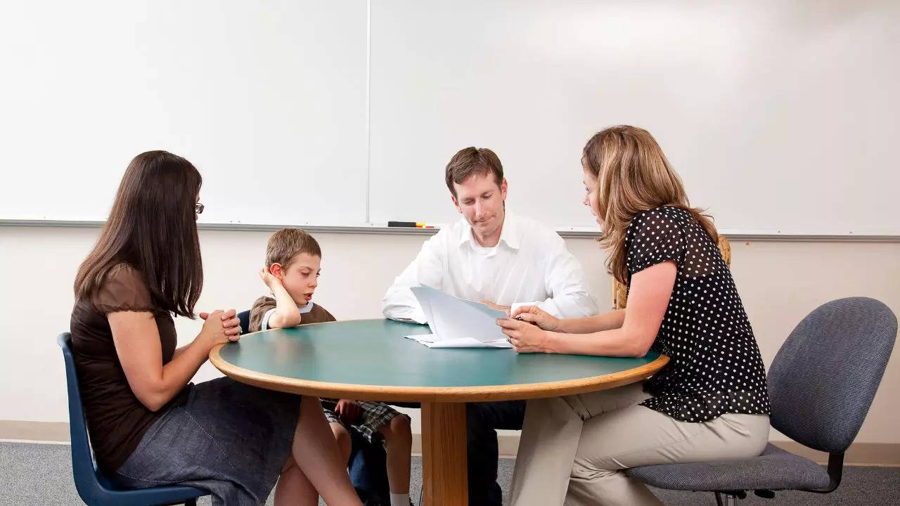 Questions Every Parent Must Ask During Parent-Teacher Meetings