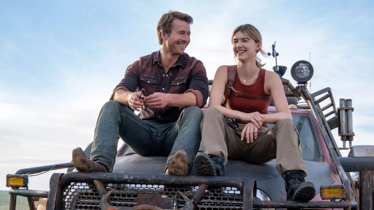 Here's Why Steven Spielberg STOPPED Glen Powell, Daisy Edgar-Jones From KISSING At End Of Twisters (AP)