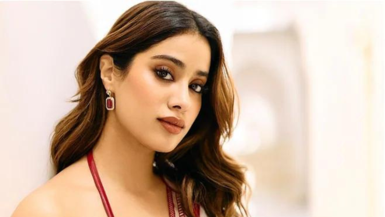 Janhvi Kapoor Addresses Celebrity Kids Challenges And Social Media Trolling