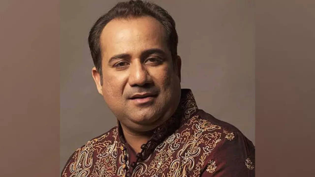 Rahat Fateh Ali Khan DISMISSES Arrest Rumour, Calls It 'Fake And Baseless'. WATCH