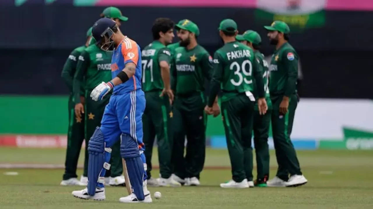 'Pakistan Players Were Sold For $25': Virat Kohli Namedropped As PCB's Call To Deny NOC To Players Justified