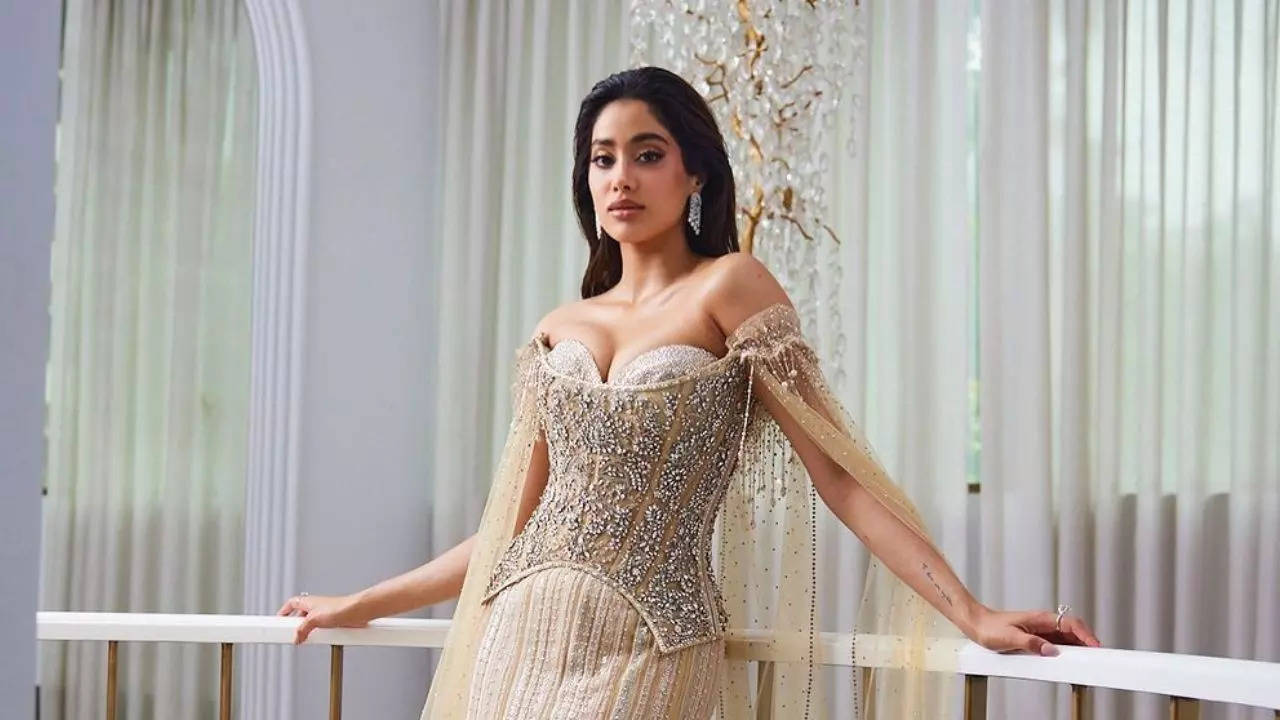 Janhvi Kapoor Calls Situationship A 'Retarded Concept'; Reasons Why This Dating Trend Needs To Go