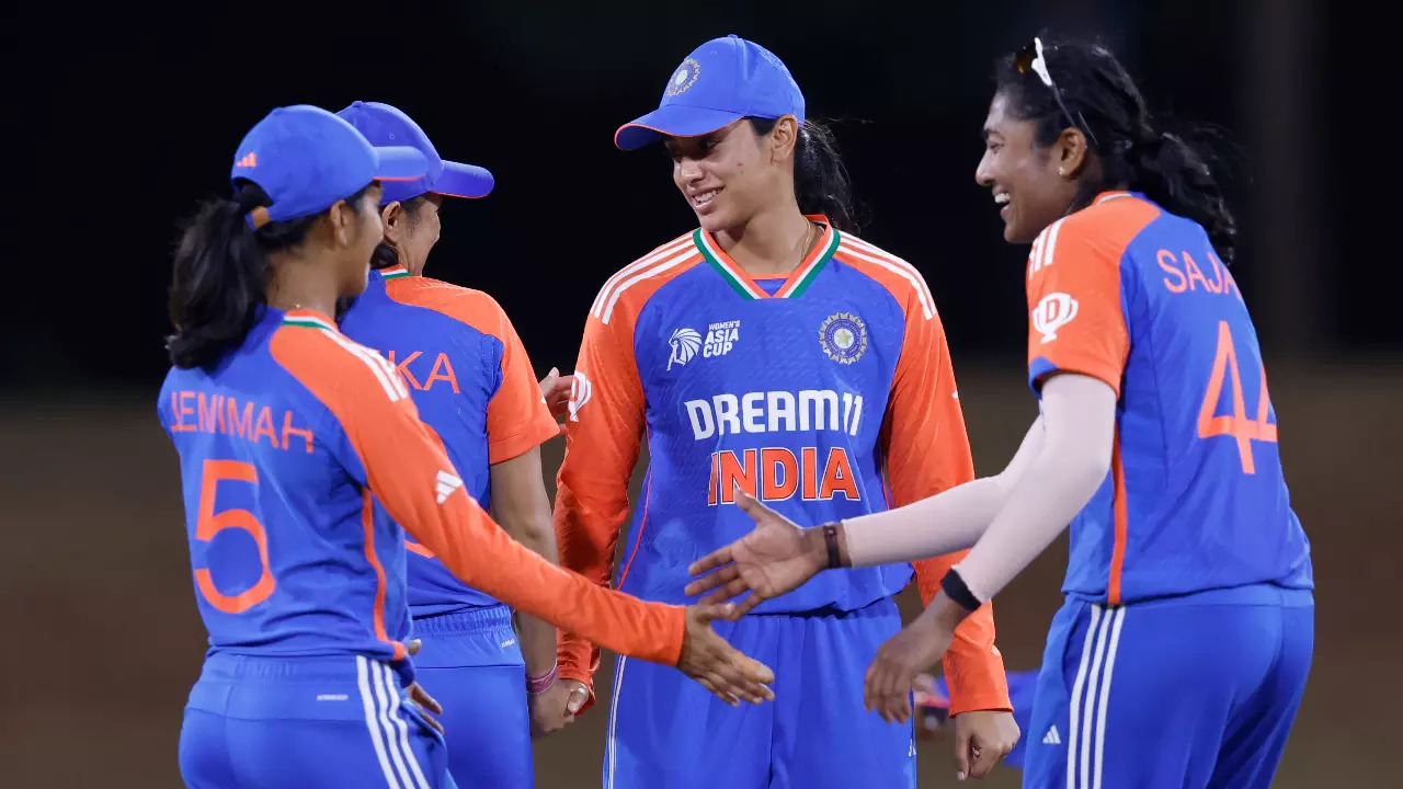 Smriti Mandhana with her teammates during a Women’s Asia Cup 2024 match